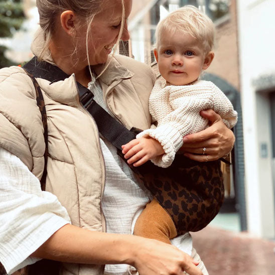 Echarpe de portage- Essentielle pour les parents modernes